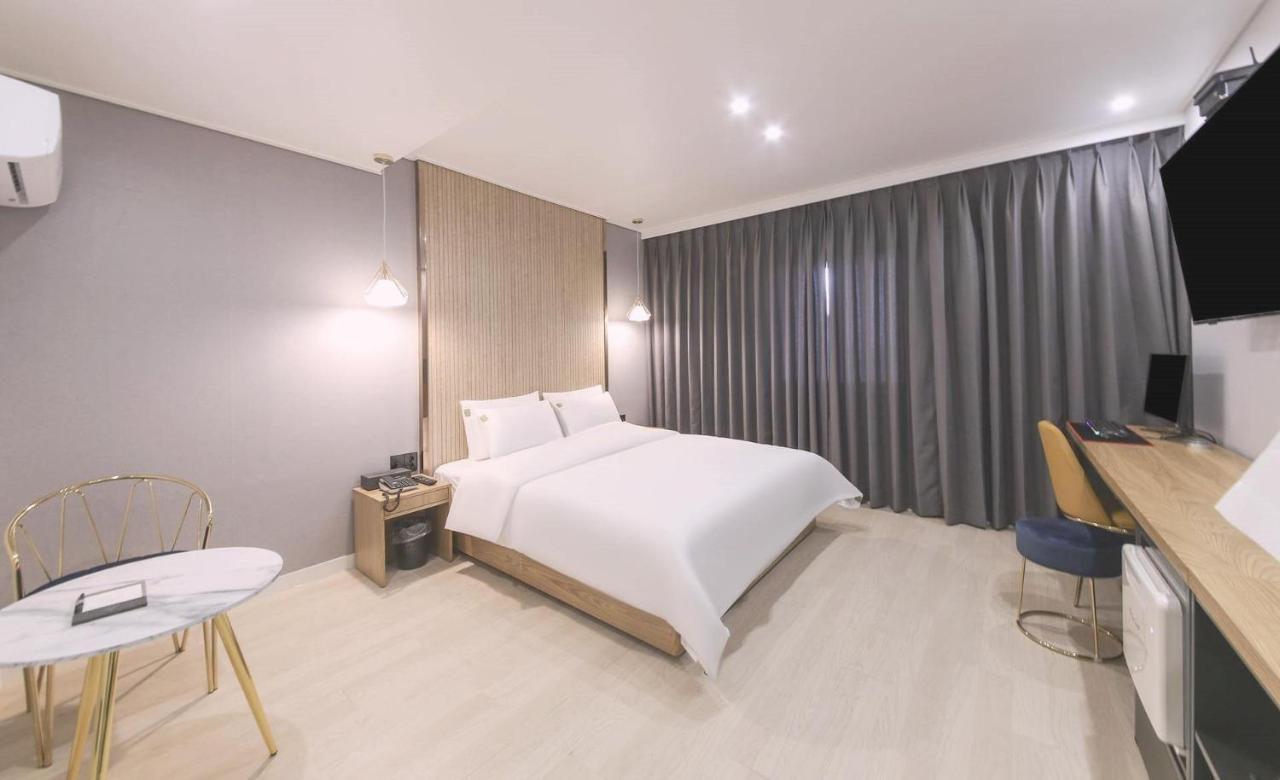 Ariel Hotel Busan Exterior foto